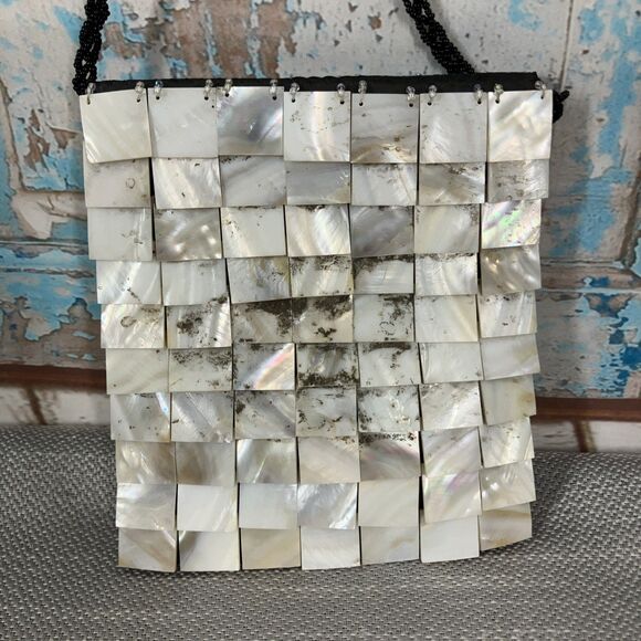 Tico Collection Shoulder Bag Shell Sided Beaded Strap agnetic Snap Closure - Picture 3 of 6